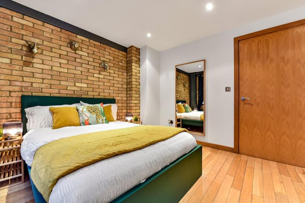 Spacious 2 Bed Urban Jungle Flat, Central London Exteriör bild