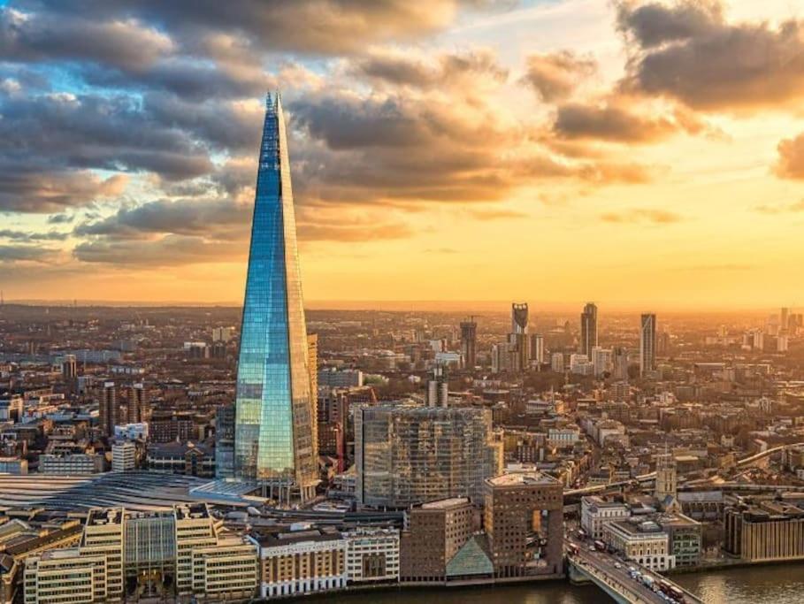 Spacious 2 Bed Urban Jungle Flat, Central London Exteriör bild